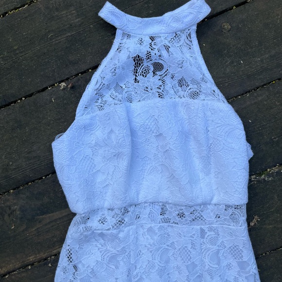 BCBGeneration White Lace Midi Halter Dress Size 2 NWOT - Picture 4 of 12